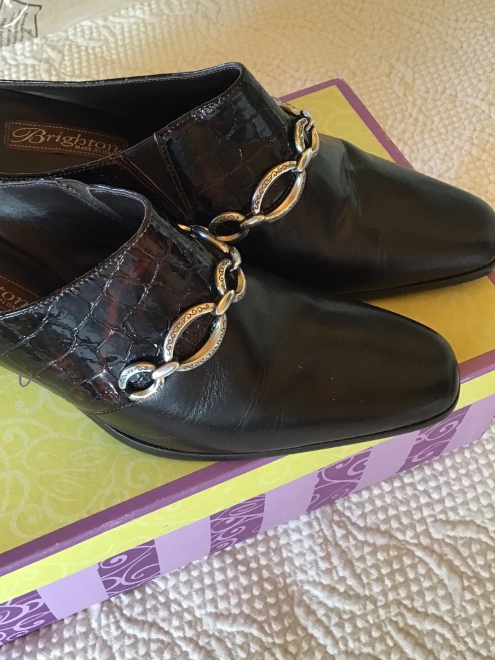 Mules - Picture 1 of 5